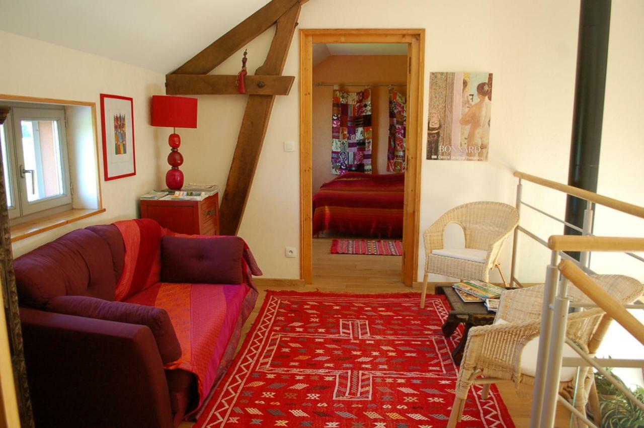 B&B La Maison Des Collines Autour Chambres D'Hotes La Chapelle  المظهر الخارجي الصورة